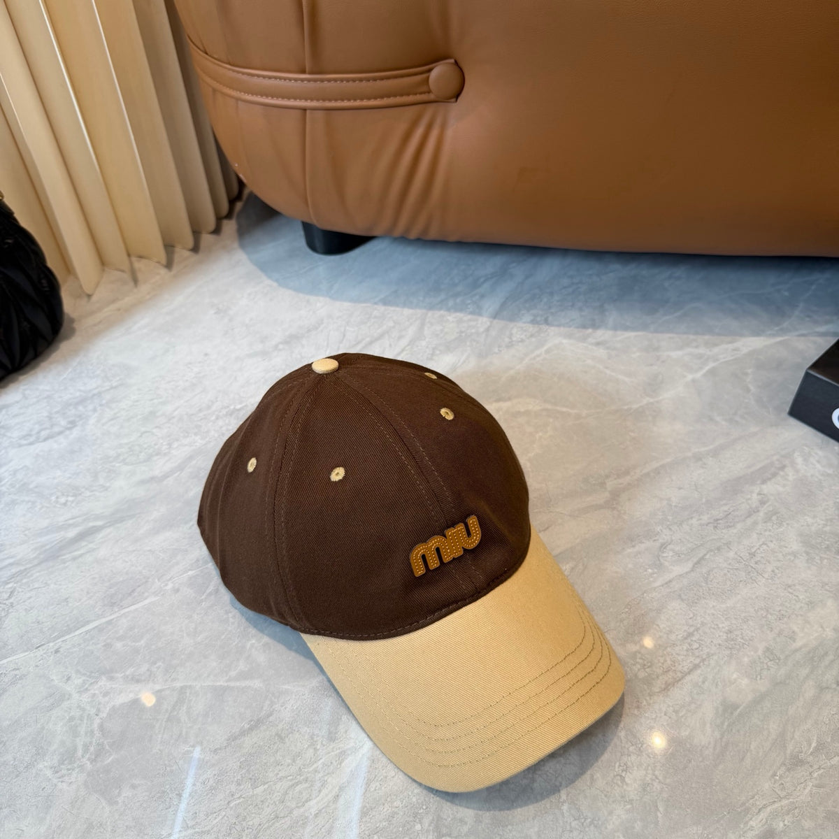 M1R76A8 Fashion hats