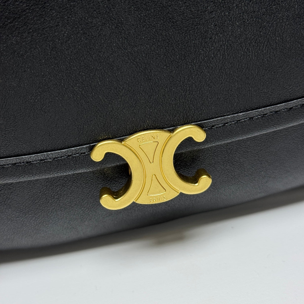 B1R86N3 Popular leather bag