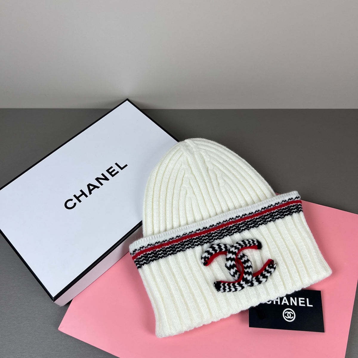 M1R86C2 Popular hats