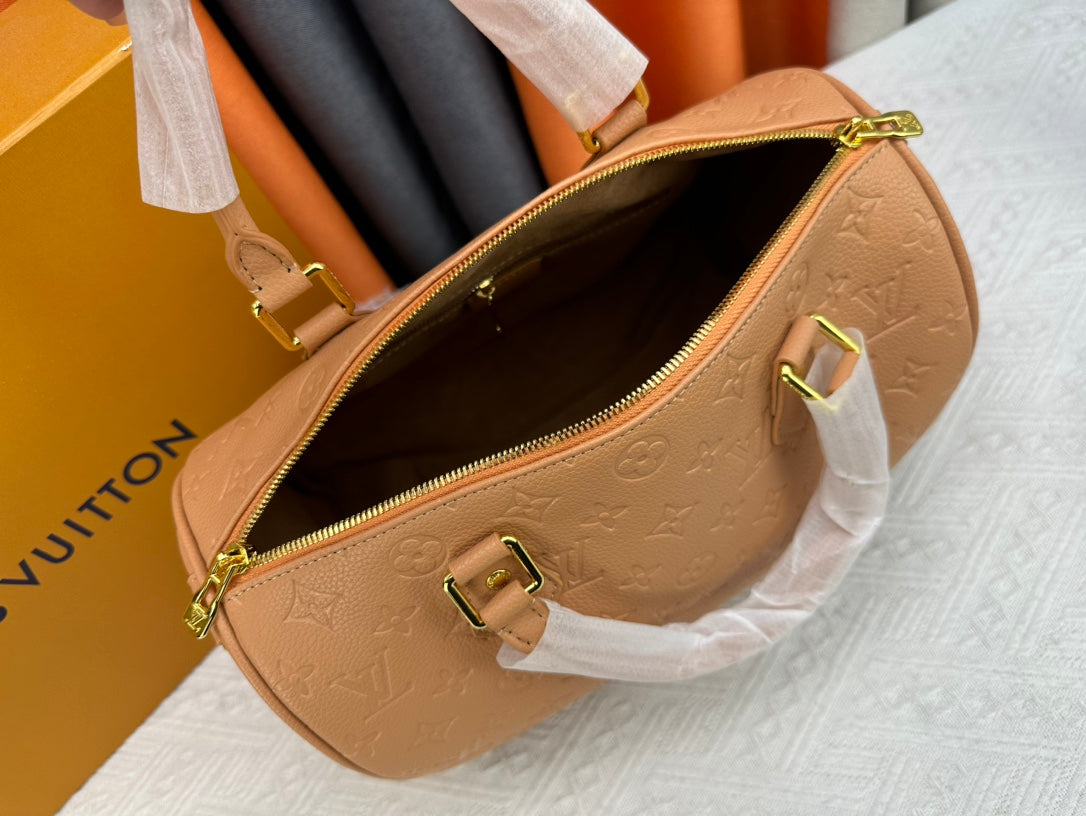B1X56E29 Fashion leather bag
