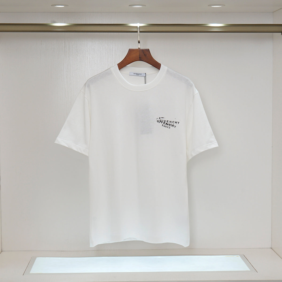 U1R76A4 Popular T-shirts