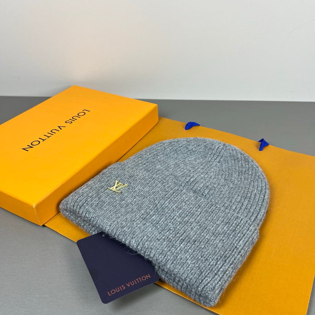 M1R96E32 Fashion hats
