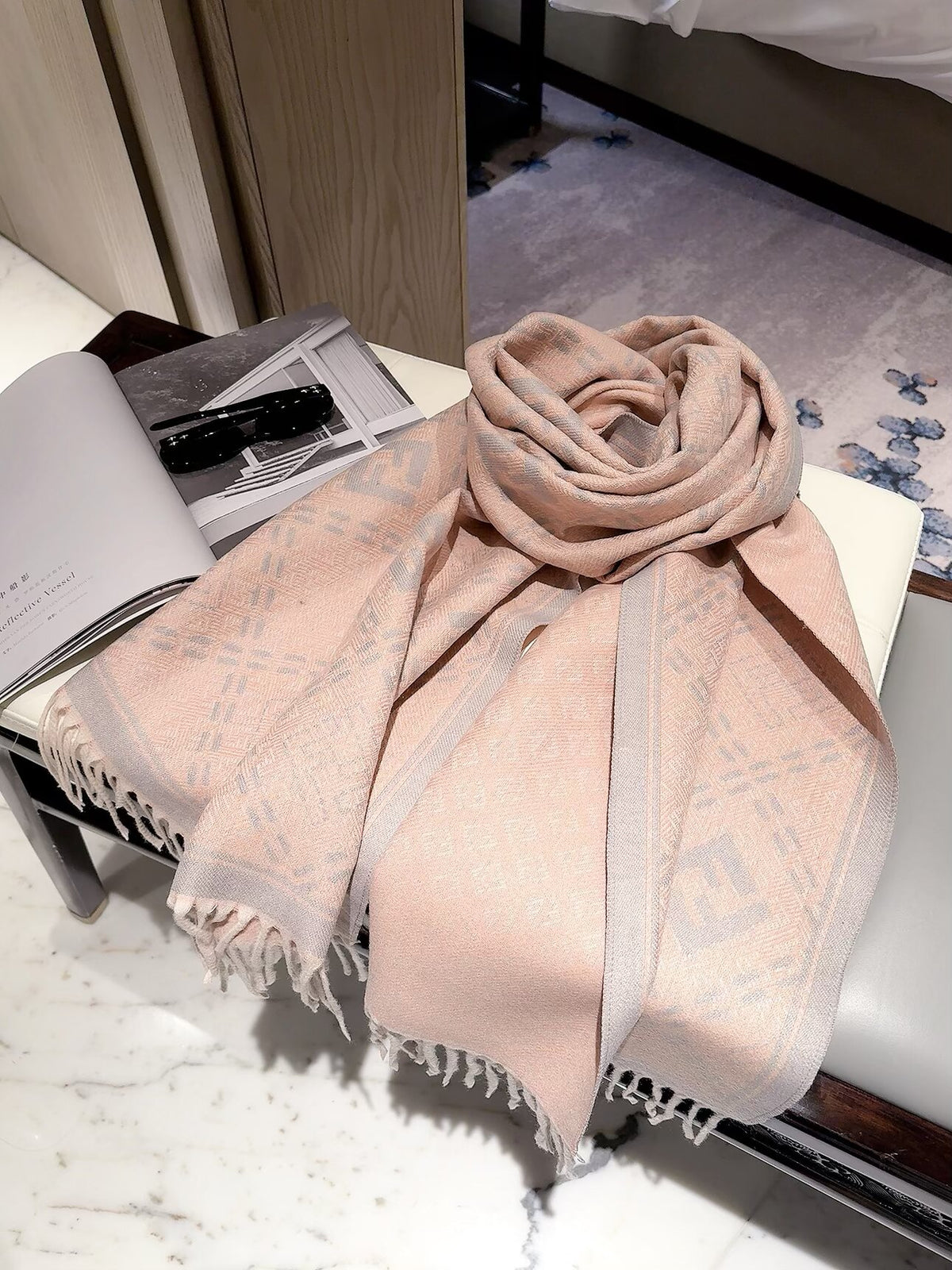 W1R86F118 Popular Winter Scarves