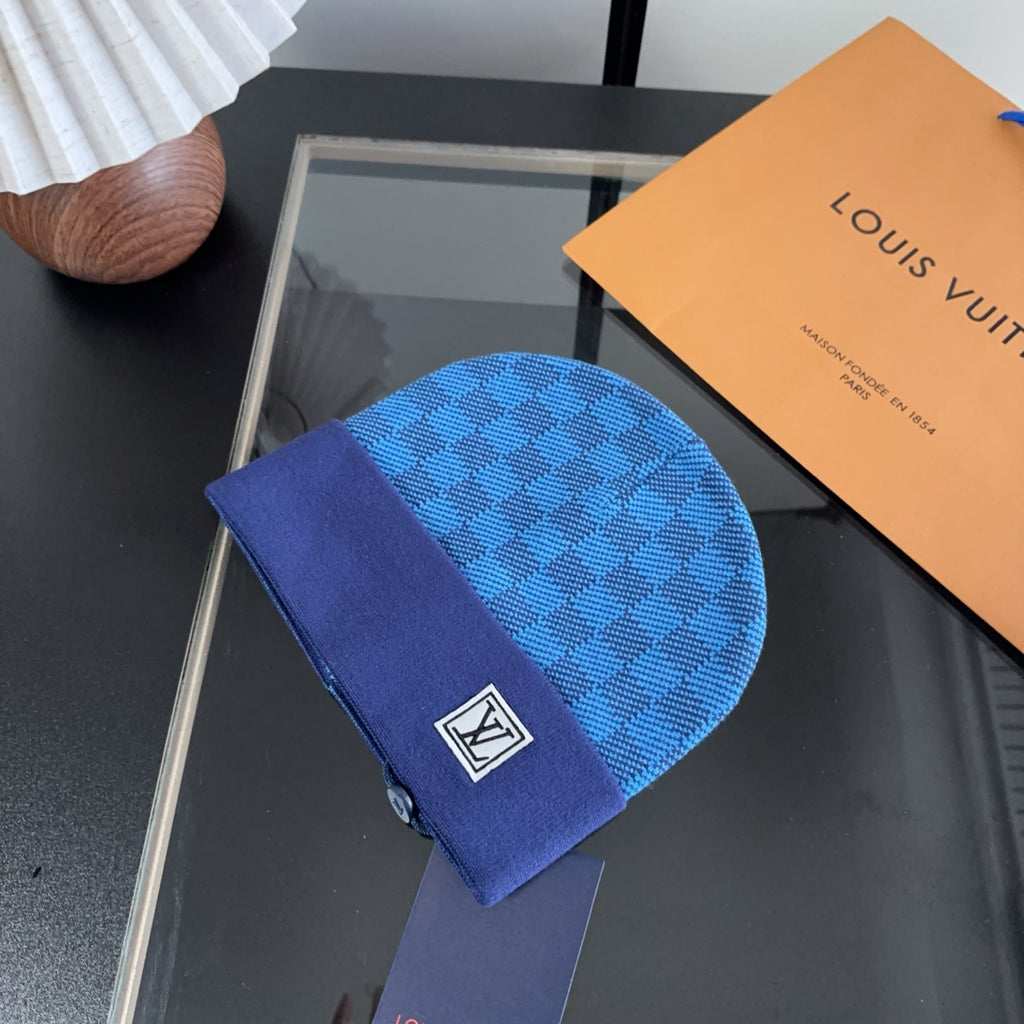 M1R86E18 Fashion hats