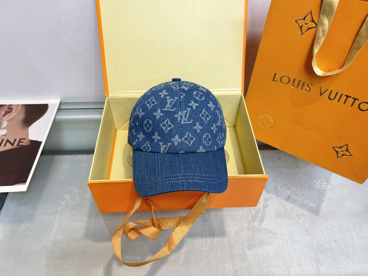 M1R76E24 Fashion hats