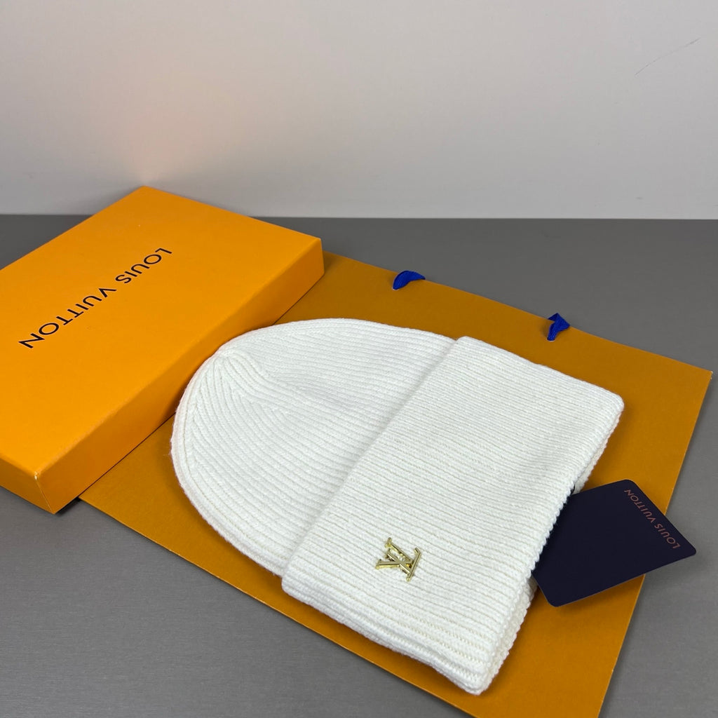 M1R96E32 Fashion hats
