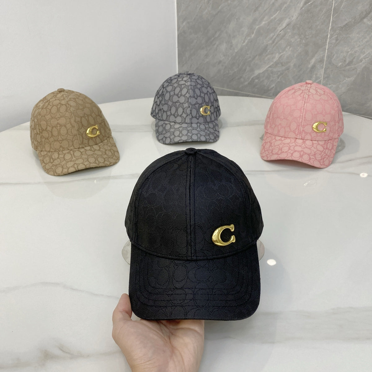 M1R86A116 Fashion hats