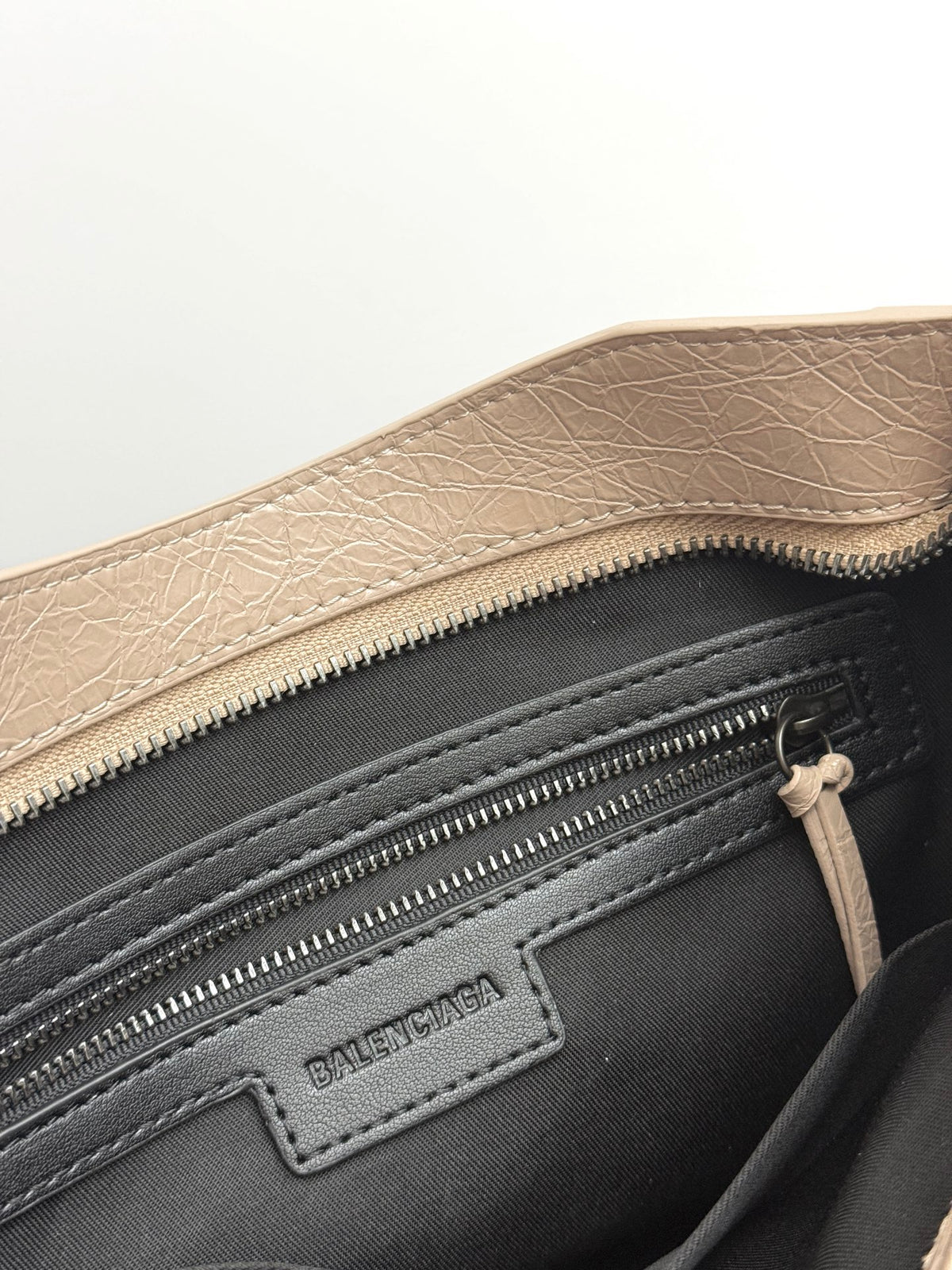 B1R106J4 Fashion leather bag