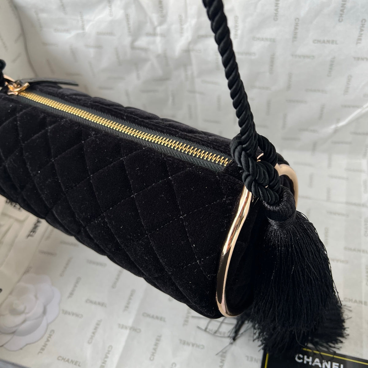B1N96C19  Popular bag