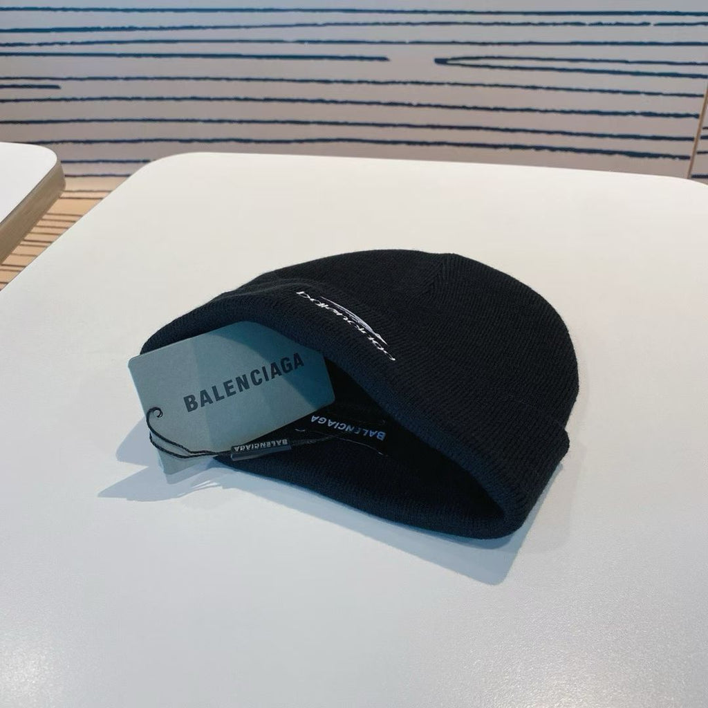 M1R86J93 Fashion hats