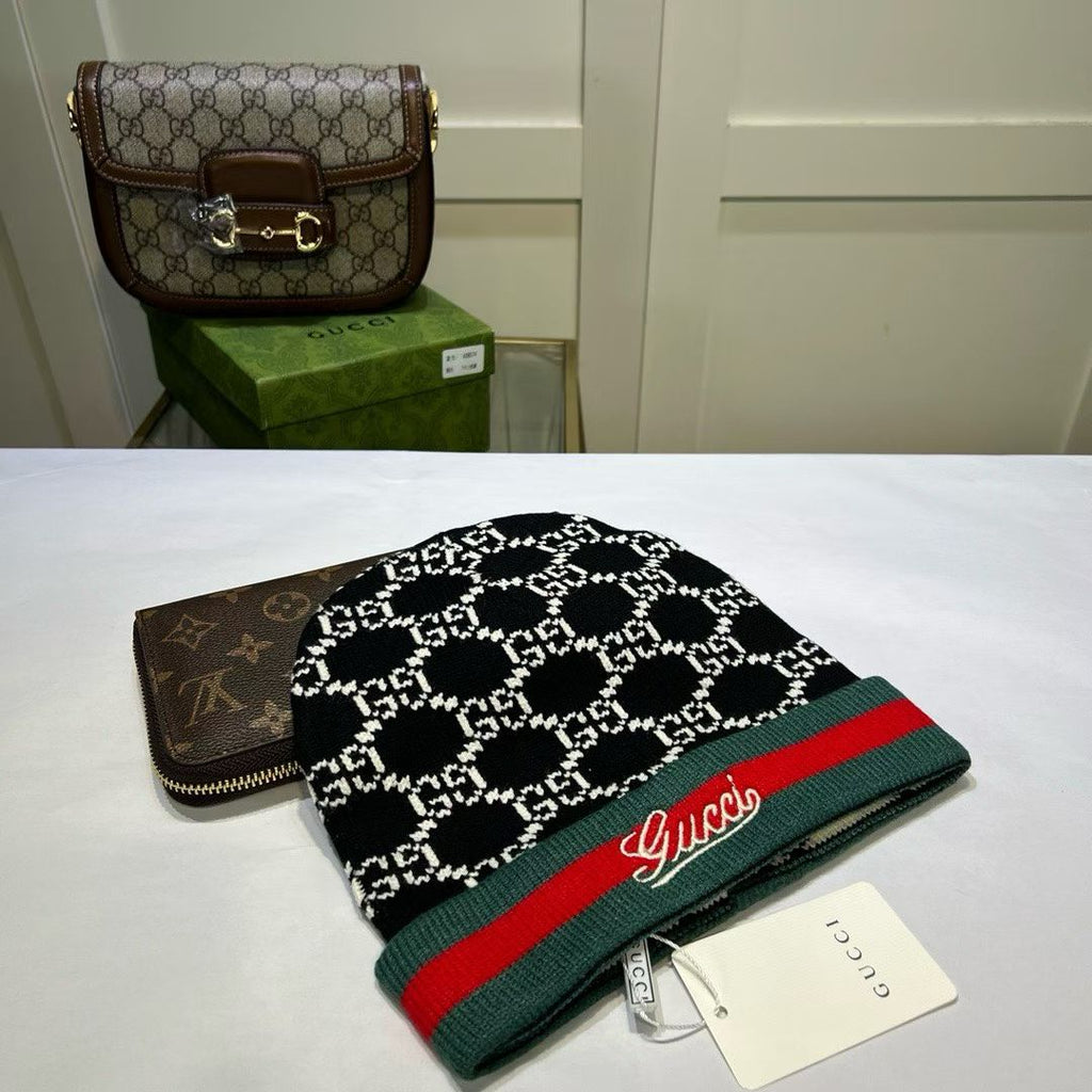 M1R86B48 Fashion hats