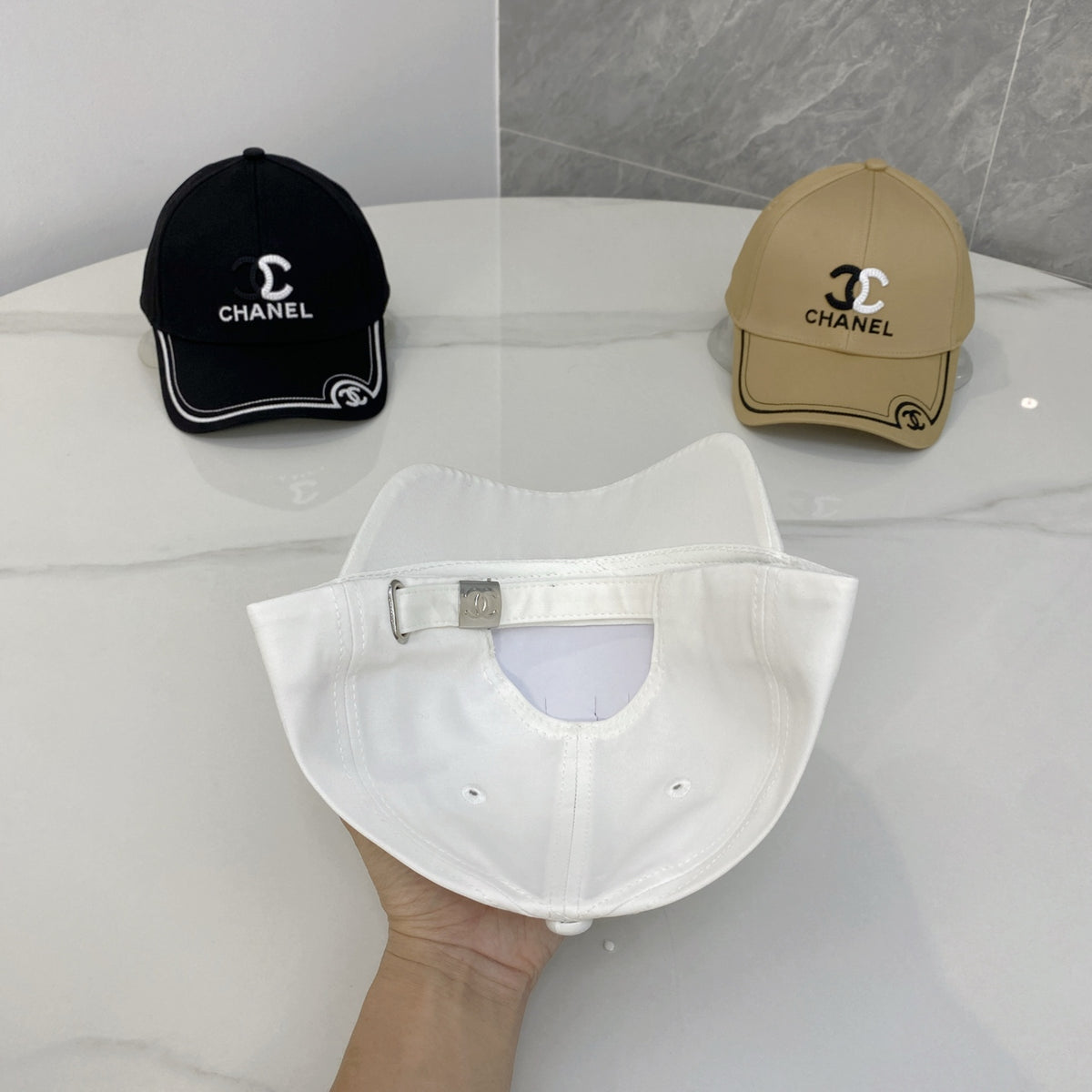 M1R86C118 Fashion hats