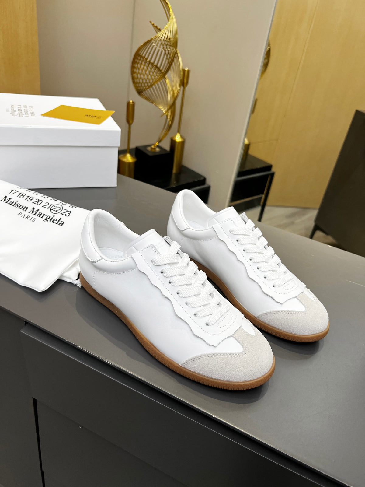 Z2X76A4 Popular high-quality leather shoes