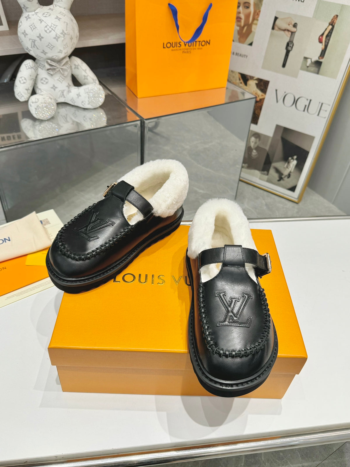 Z2P96E5 Popular high-quality leather shoes