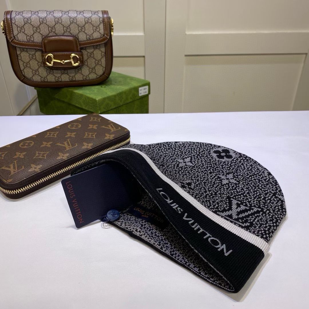 M1R86E91 Fashion hats