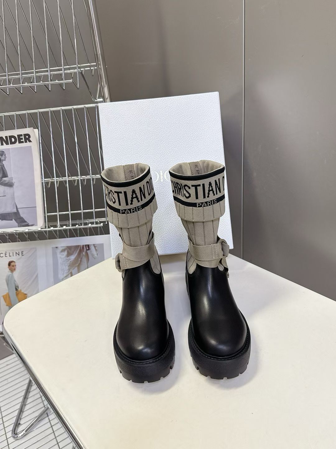 Z2P106D31 Fashion high-quality Boots (three colors)