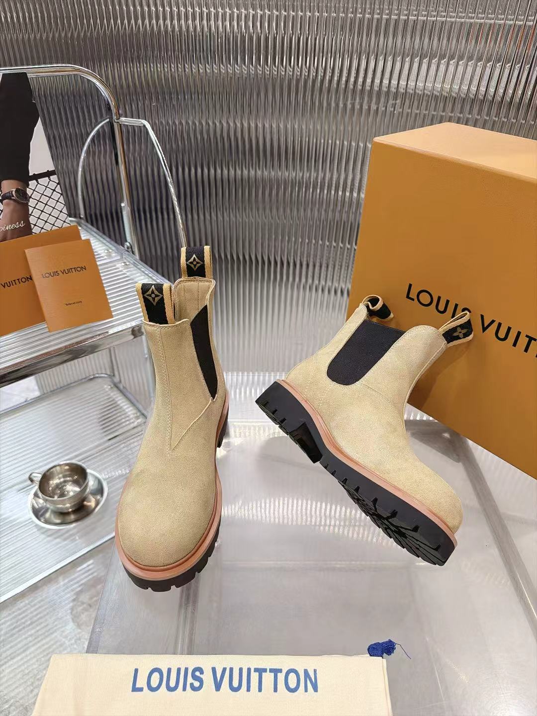 Z2P96E1 Popular high-quality leather shoes