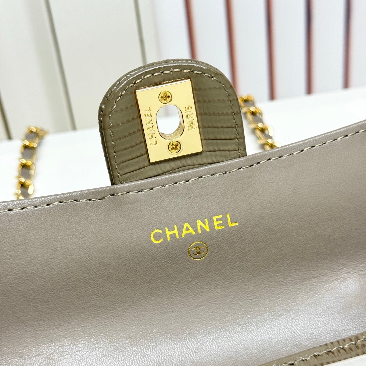 B1N96C25 Fashion leather bag