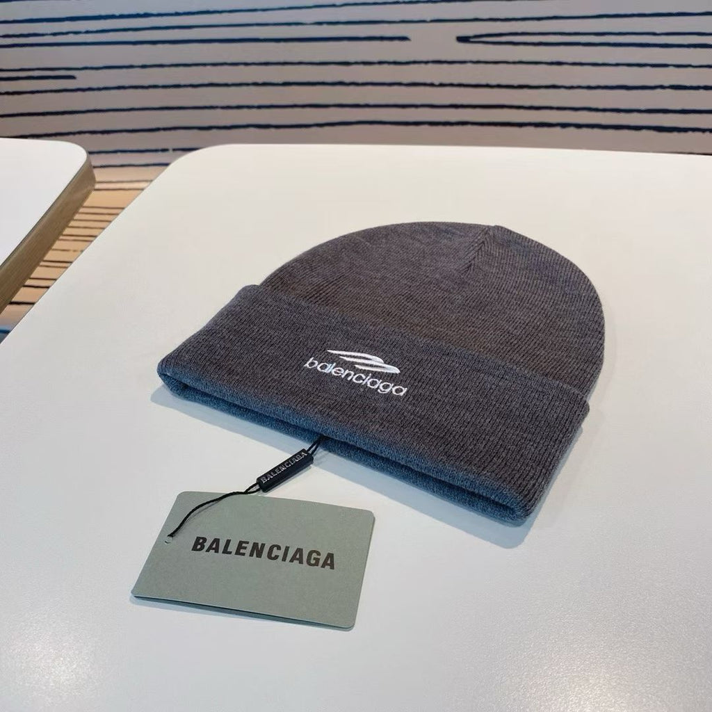 M1R86J93 Fashion hats