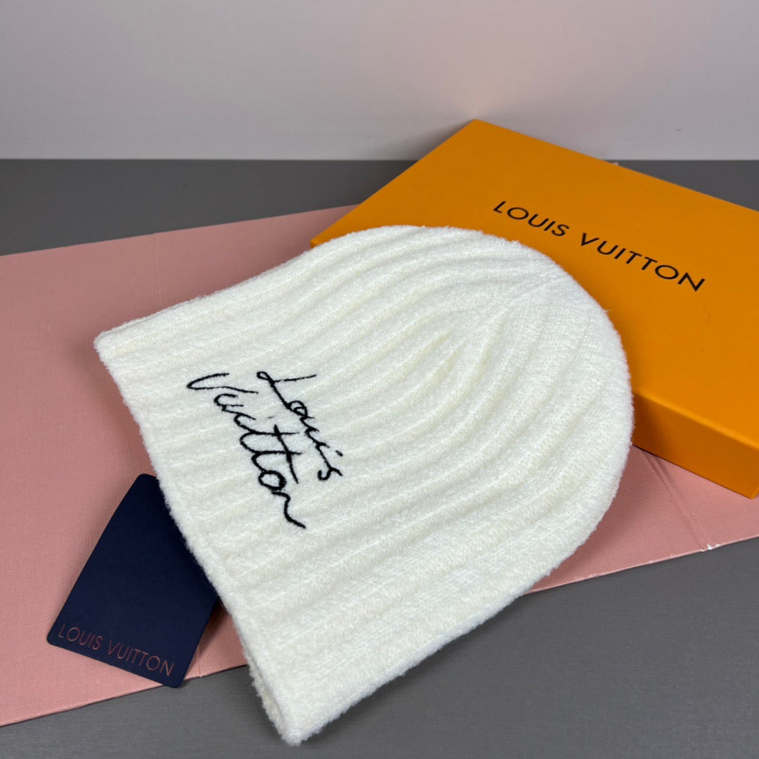 M1R86E5 Fashion hats