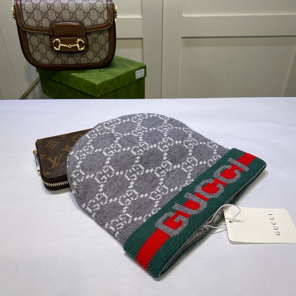 M1R86B72 Fashion hats