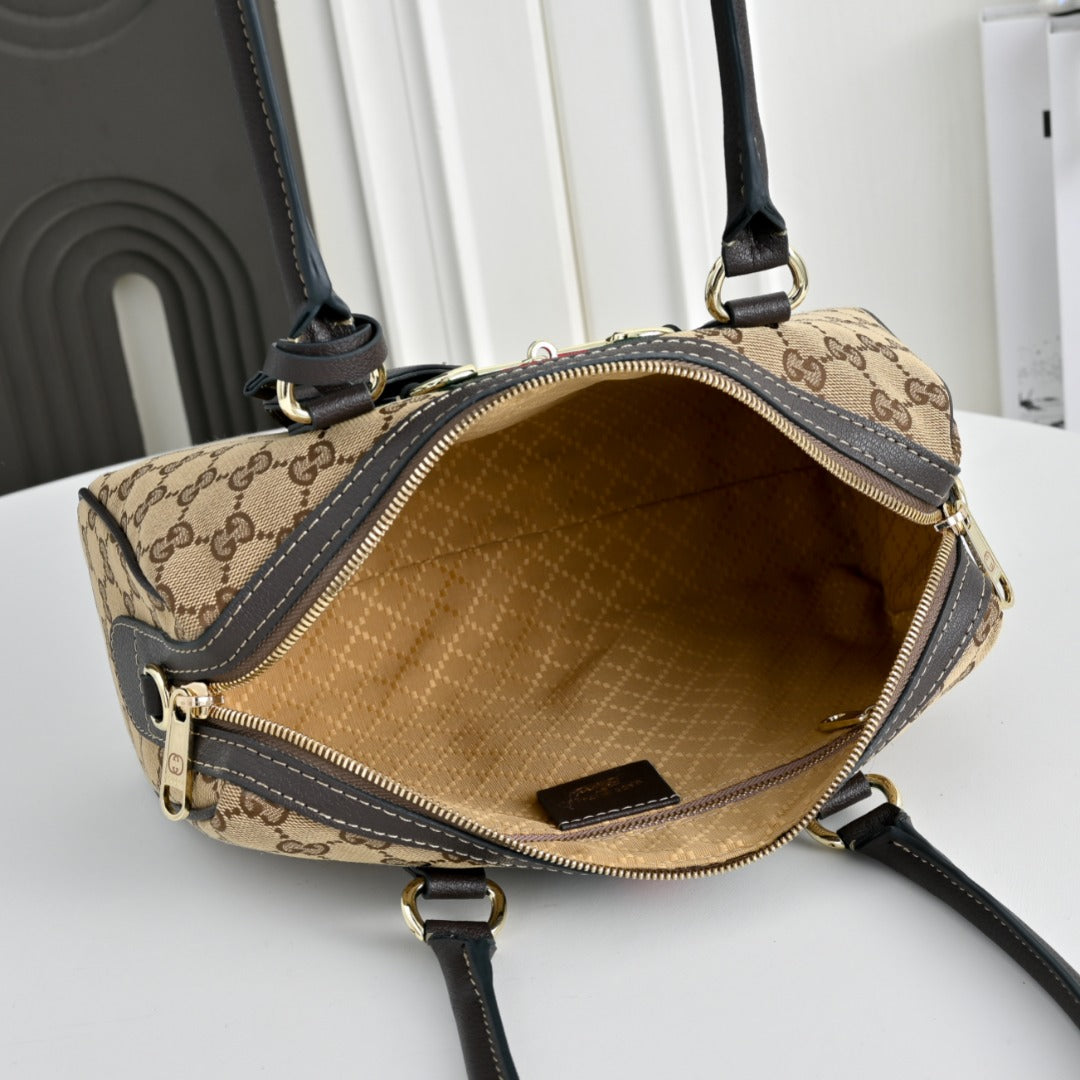 B1R76B02 Fashion bag