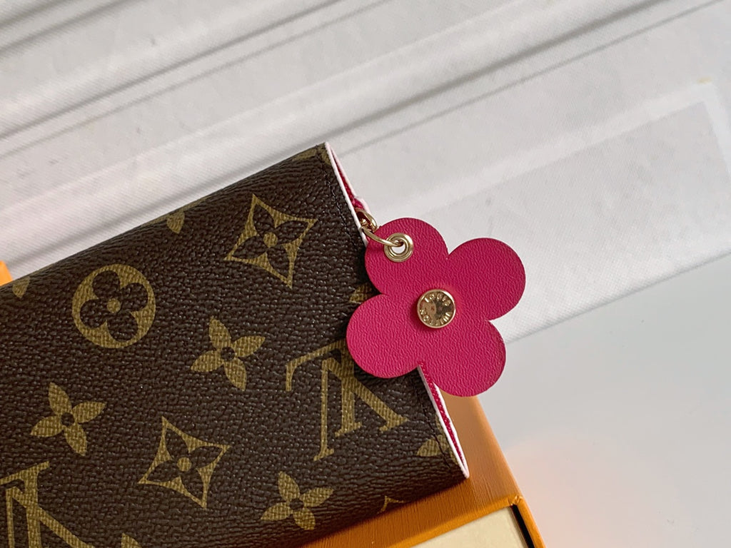 146PE54B Popular leather  Wallets