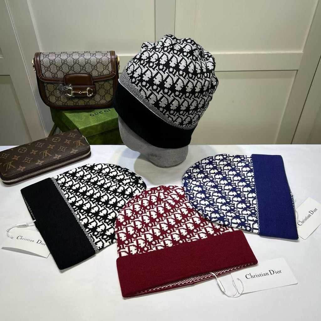 M1R86D49 Fashion hats