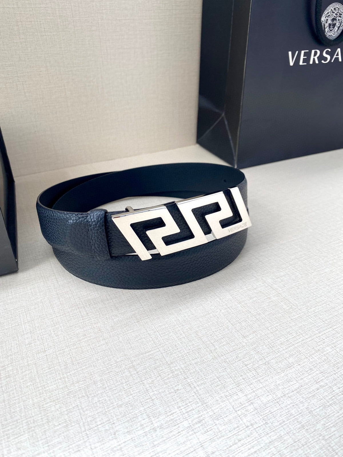 1WV166P Popular   High quality belt With full package