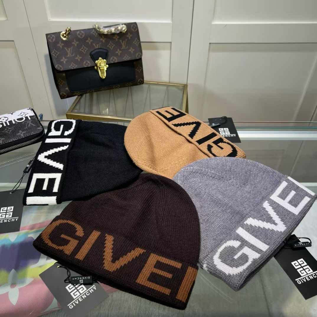 M1R86GV95 Fashion hats