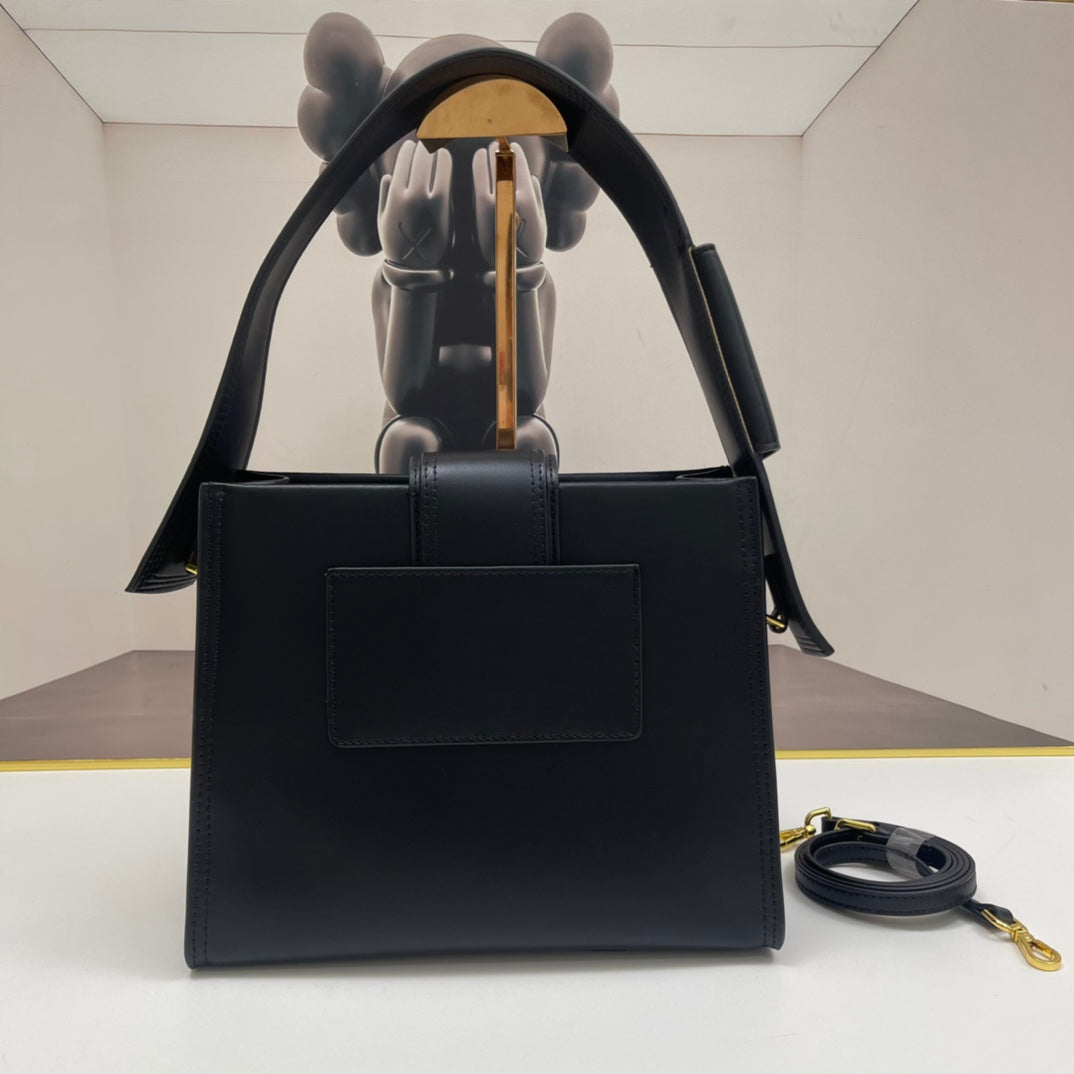 136PA25B Popular leather bag