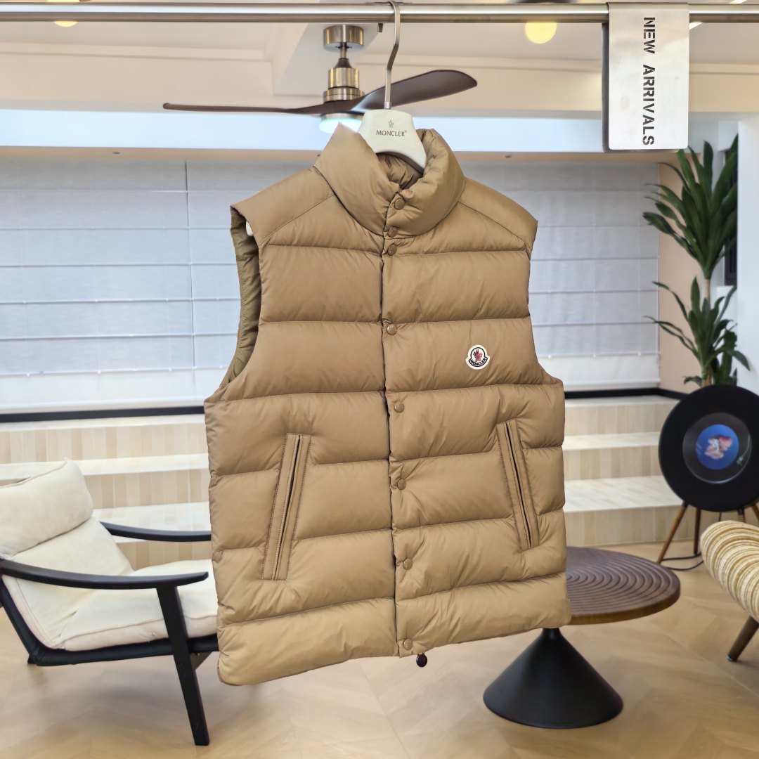 U3R106A1 Fashion down vest