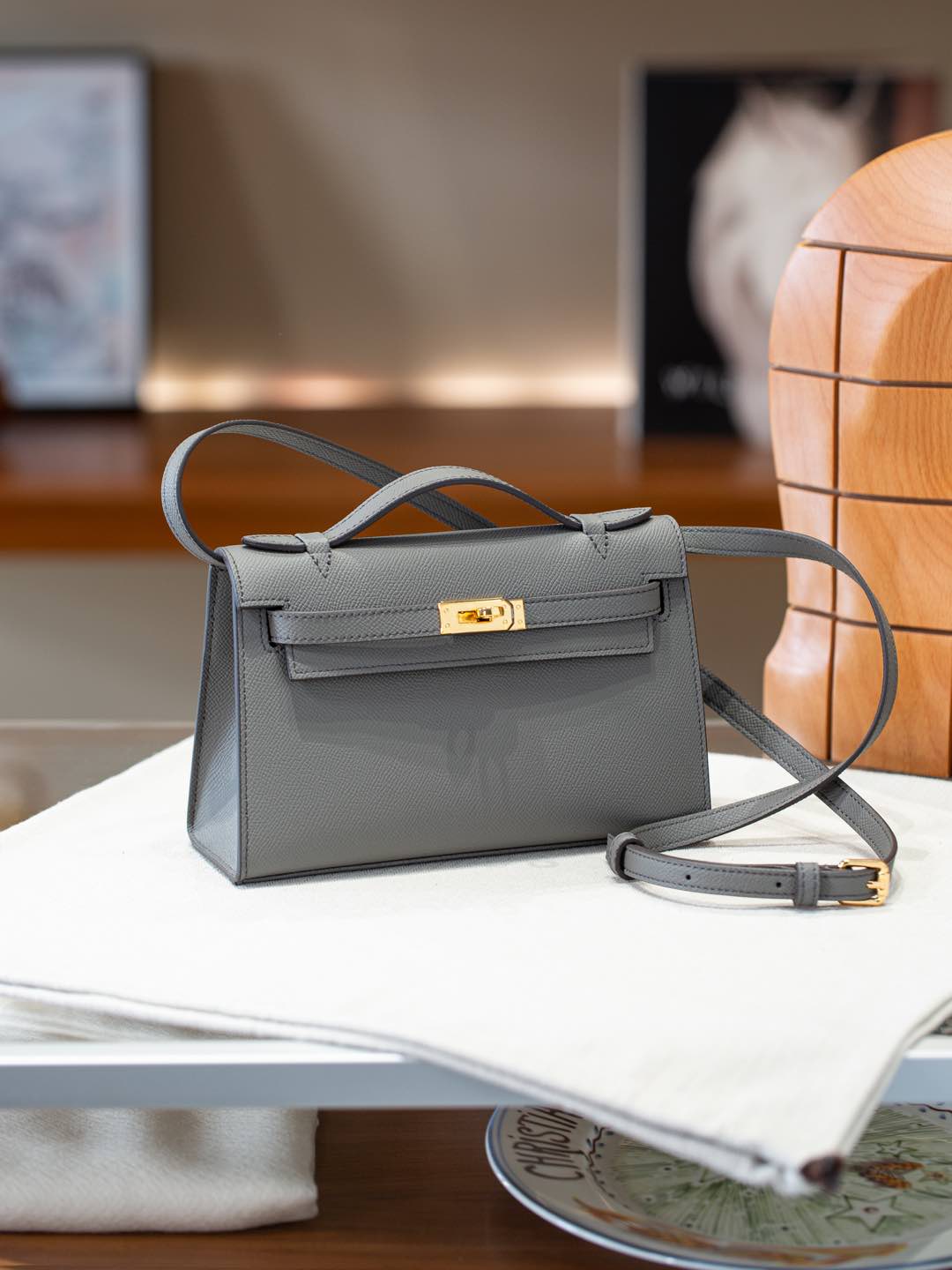 B1R66A4 Fashion leather bag