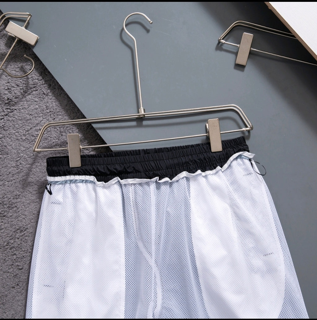 U1N36D22 Popular shorts