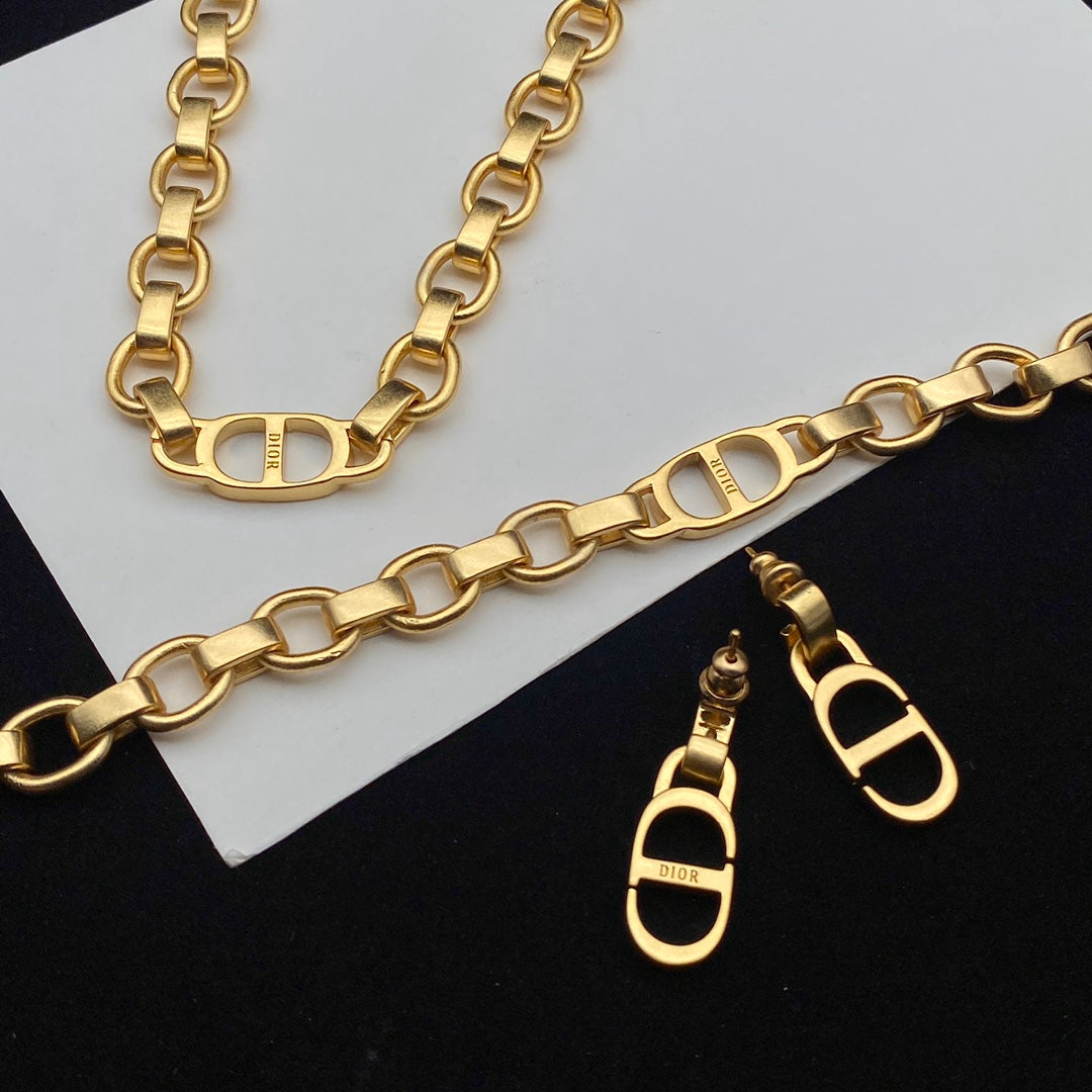 15QD93X Popular Necklace.Bracelet.Earrings