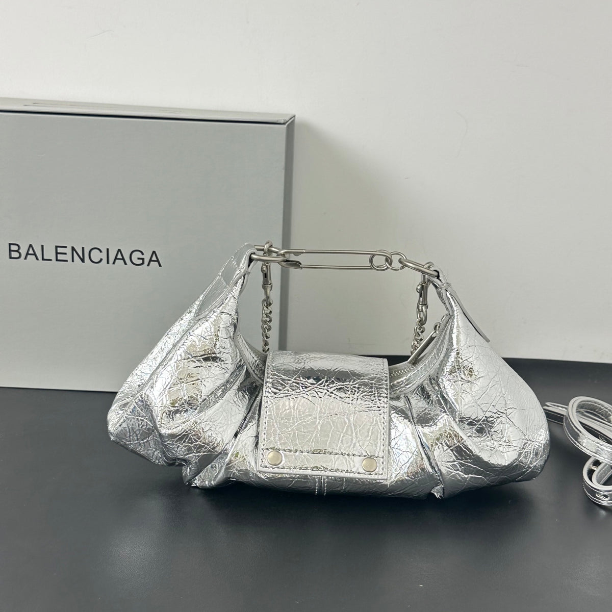 136PJ118B Popular leather bag