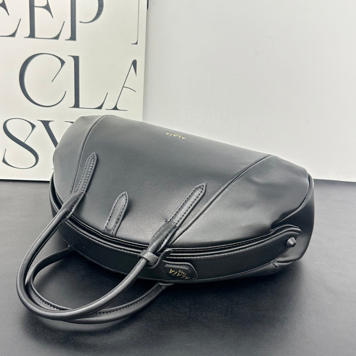B1R96A2 Popular leather bag