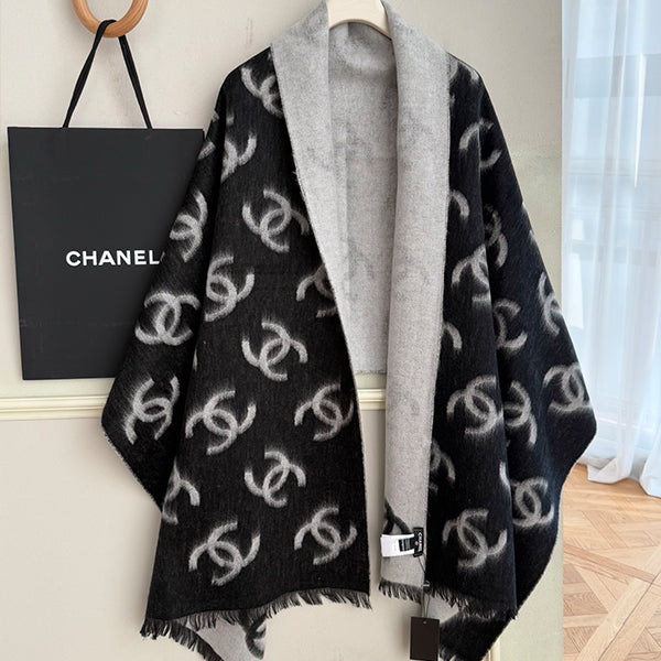 W1R86C115 Fashion cape