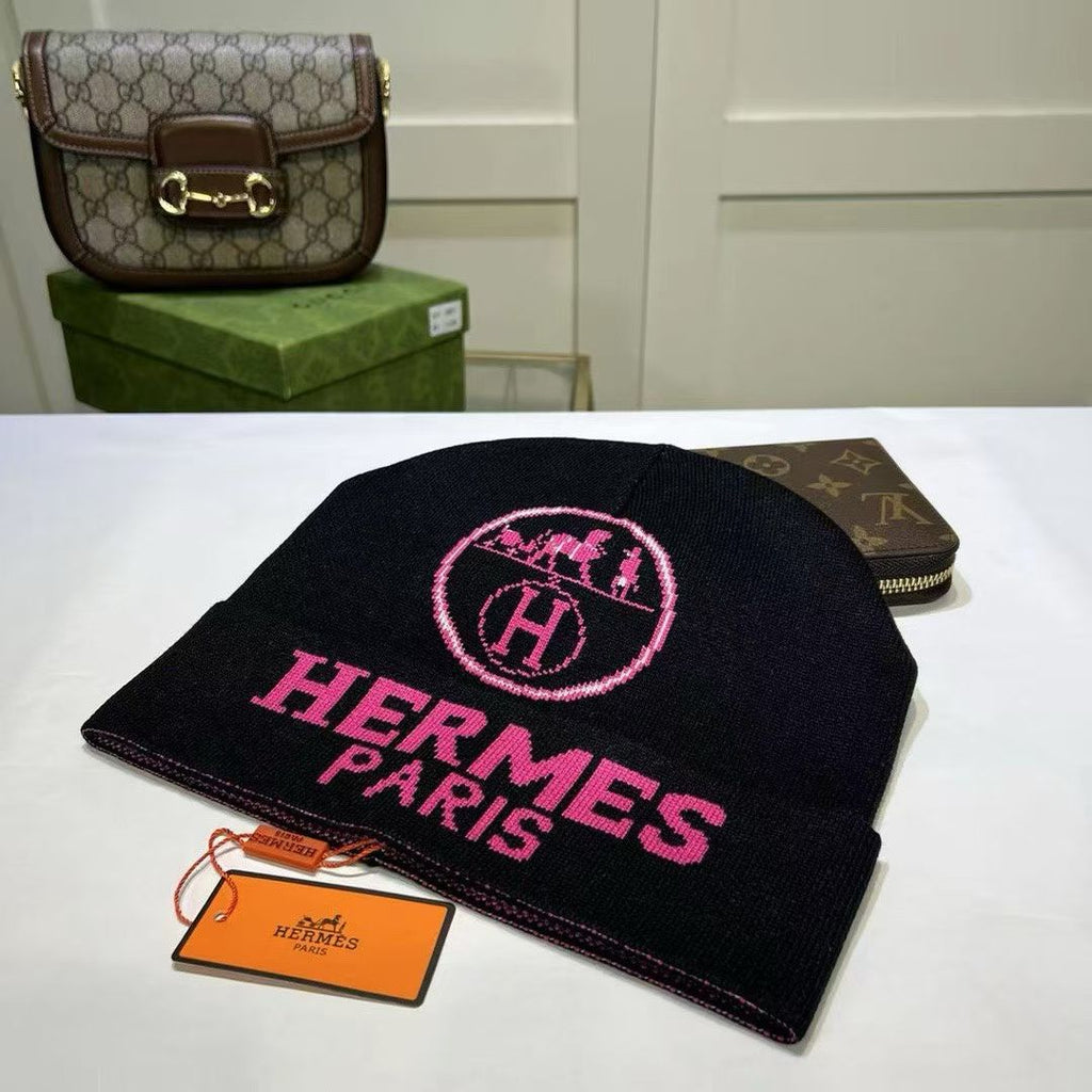 M1R86H46 Fashion hats