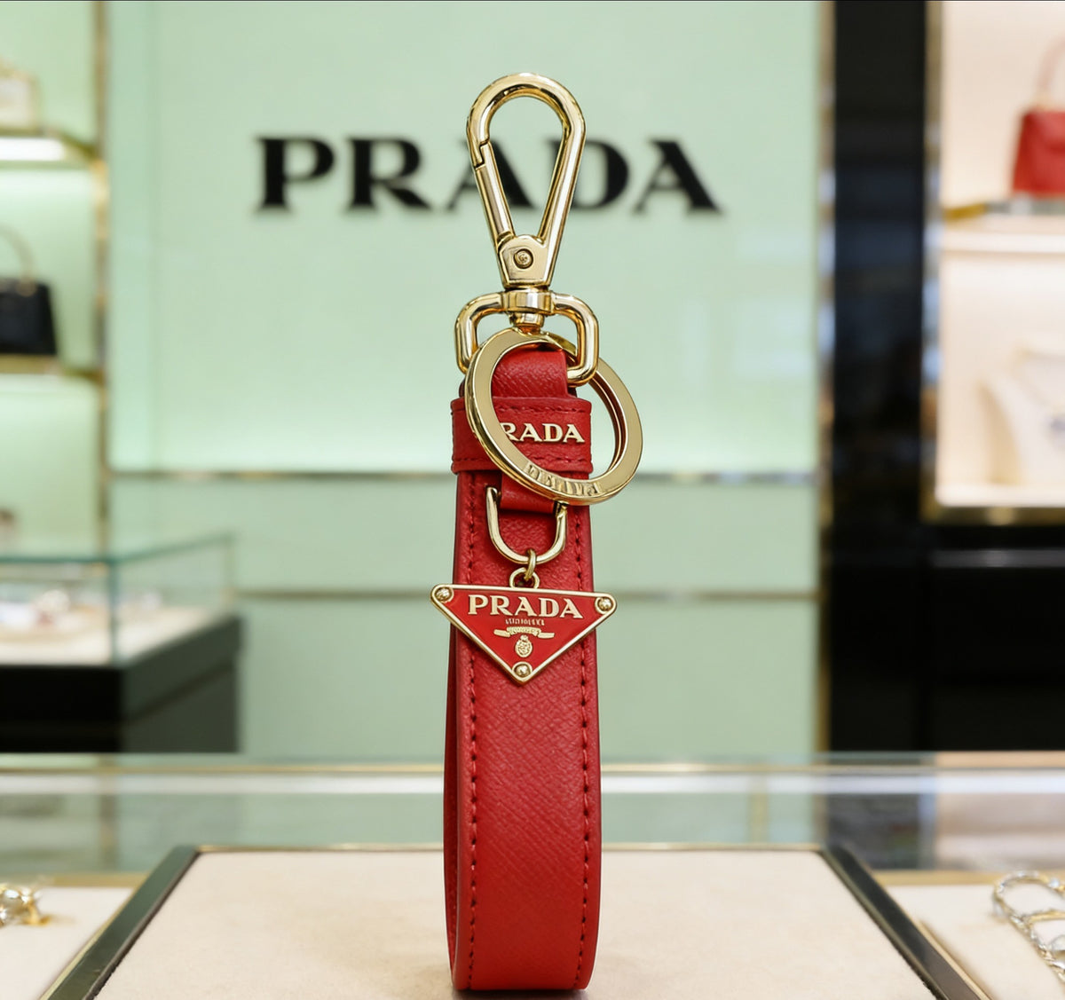 A1R46P3 Popular bag 's charms accessories