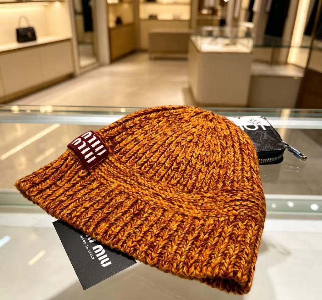 M1R86A6 Fashion hats