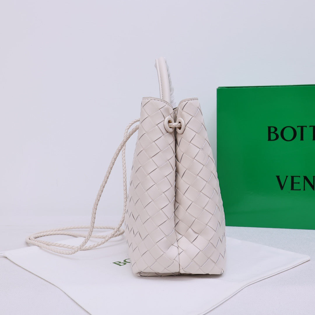 B1X66A35 Fashion high-quality leather bag