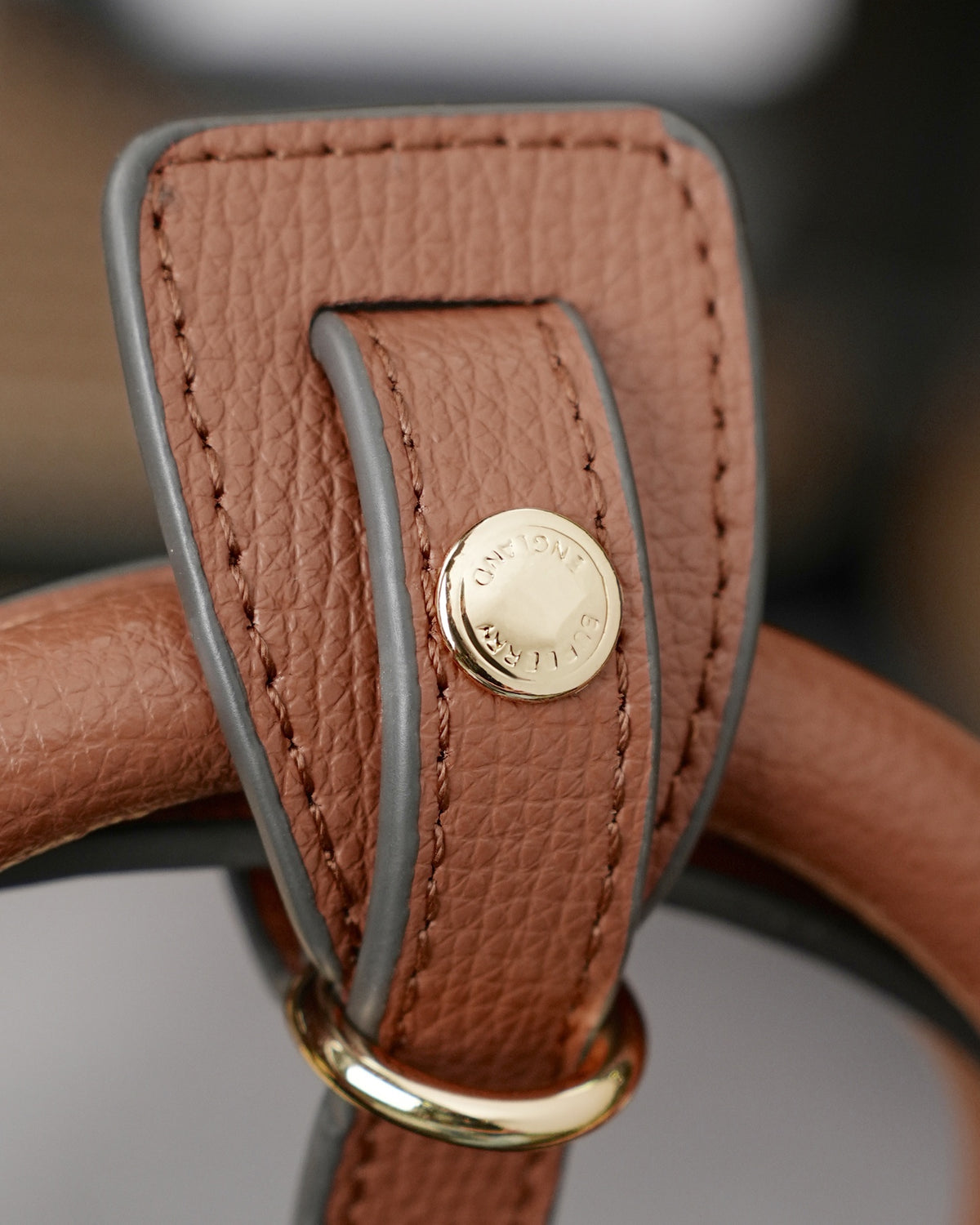 B1R76R20 Fashion leather bag