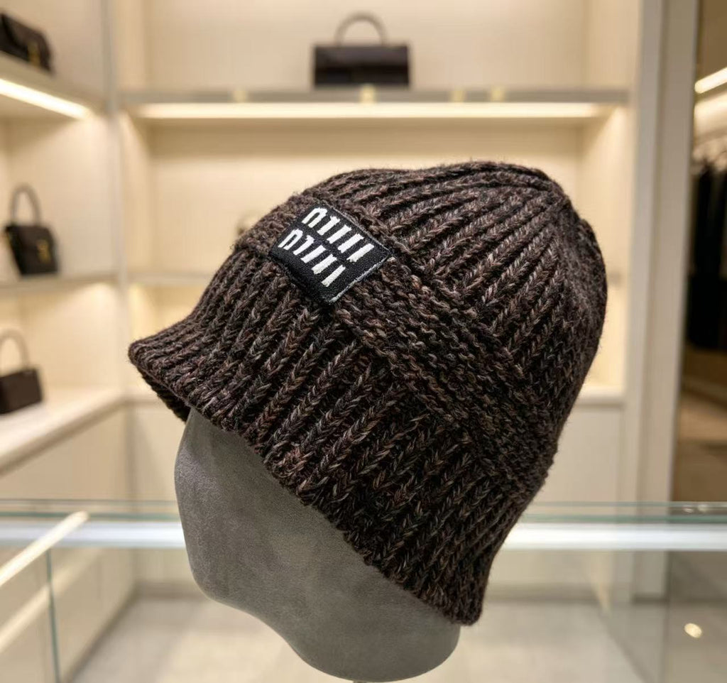 M1R86A6 Fashion hats