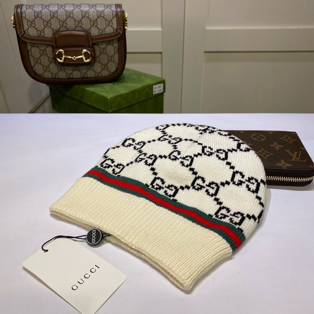 M1R86B66 Fashion hats