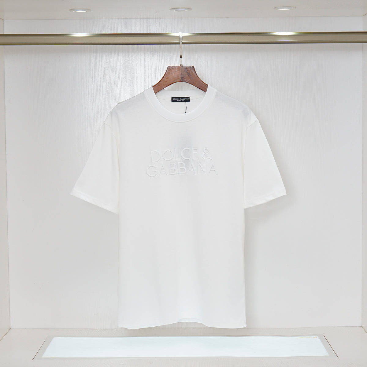 U1R86A10 Fashion T-shirts