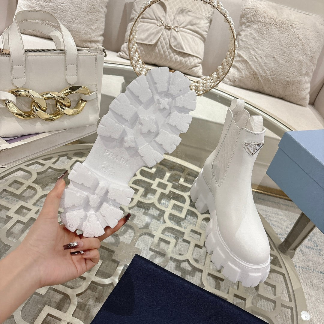 Z2P96P26 Popular high-quality shoes
