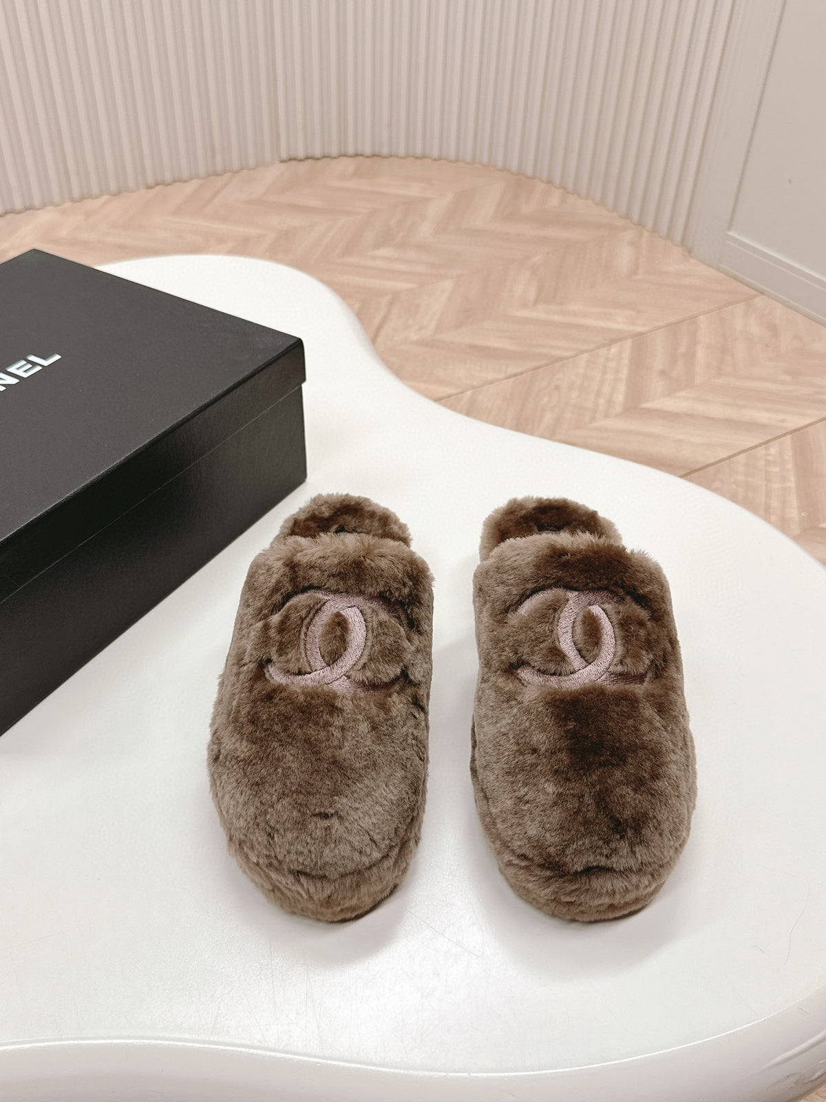 Z2P106C19 Fashion high-quality shoes