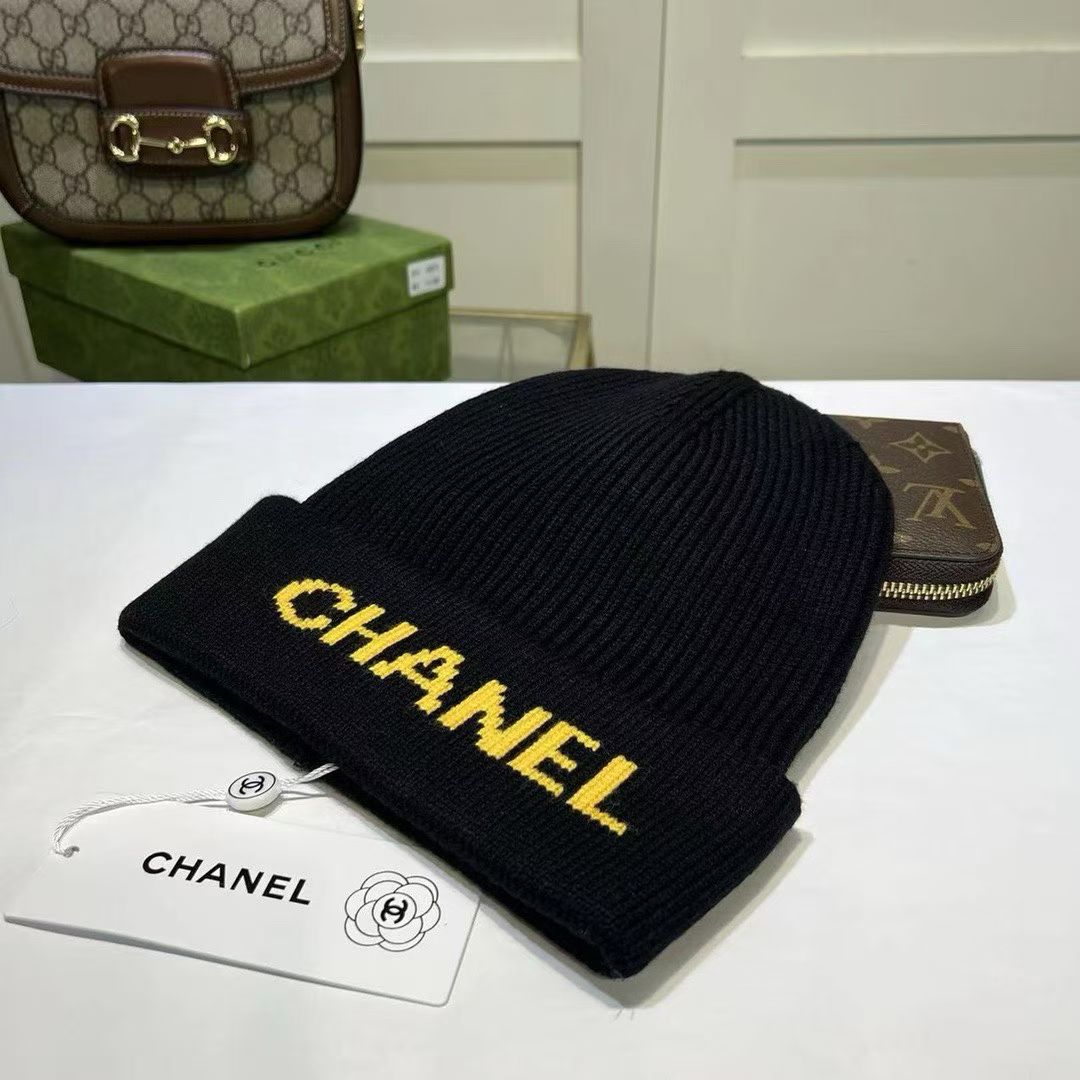 M1R86C36 Fashion hats