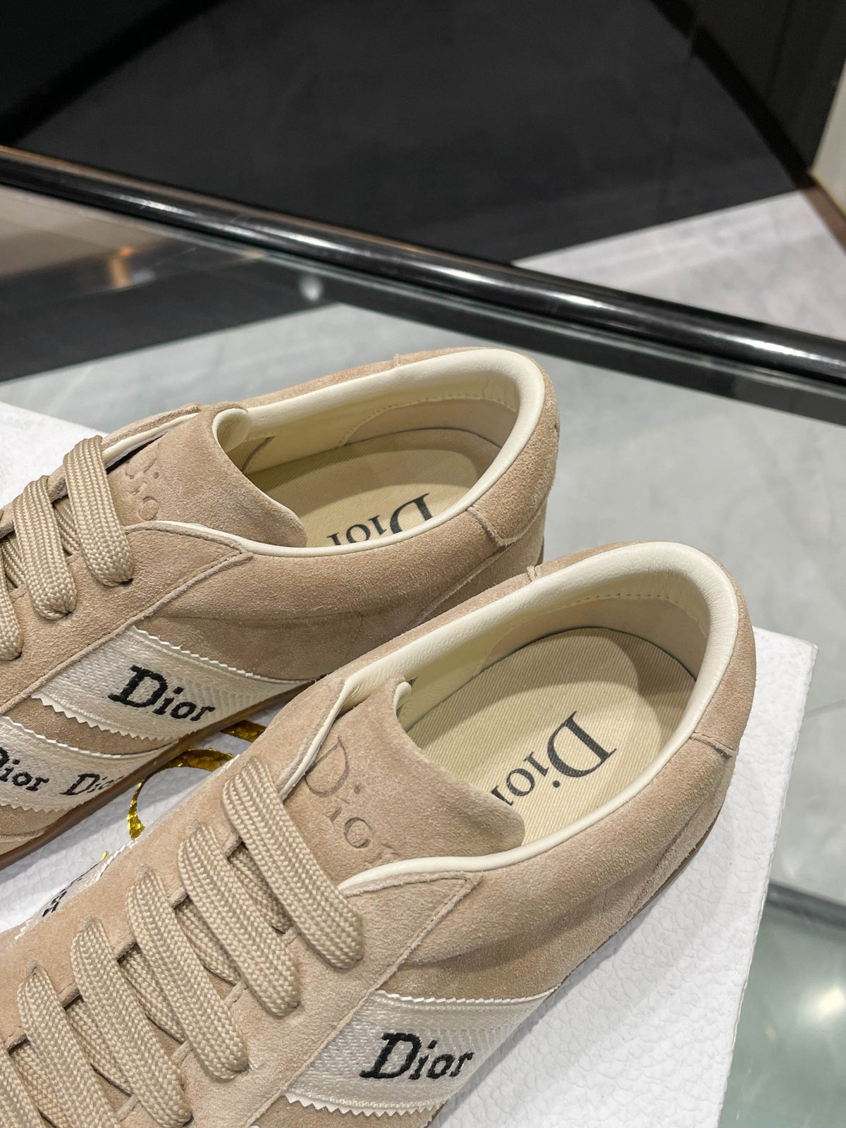 Z2P96D19 Popular high-quality shoes